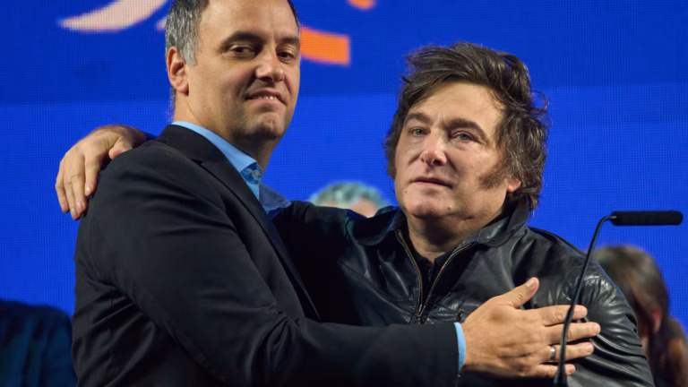 Argentine Cabinet Chief Resigns Amid Corruption Scandal