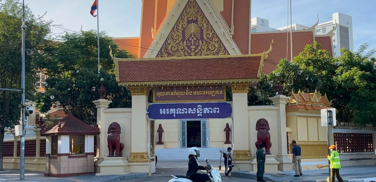 Cambodia Supreme Court upholds treason convictions of two journalists