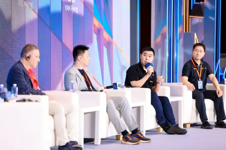 Chinese Filmmakers Face Bureaucratic and Cultural Hurdles in Co-Productions, Panel Says
