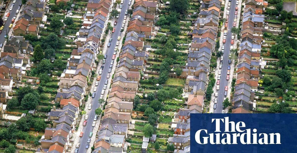 Climate subsidence risk for millions of UK homes, BGS analysis finds