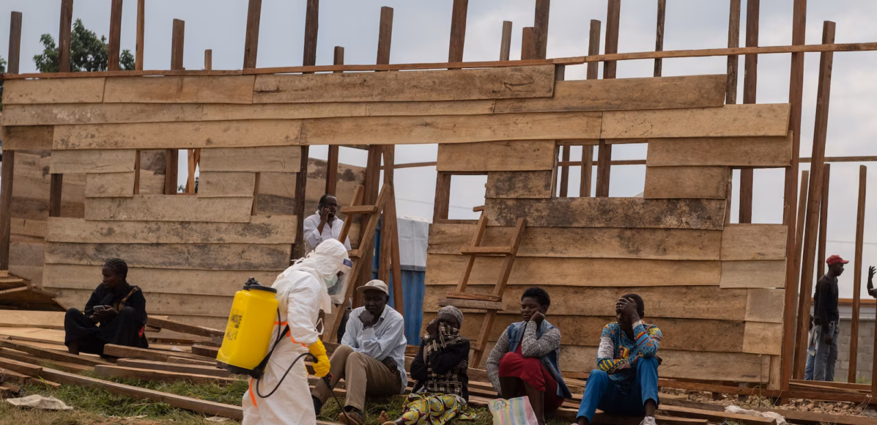 Ebola outbreak in Congo and Uganda passes 200 deaths, cases up 38% in a week