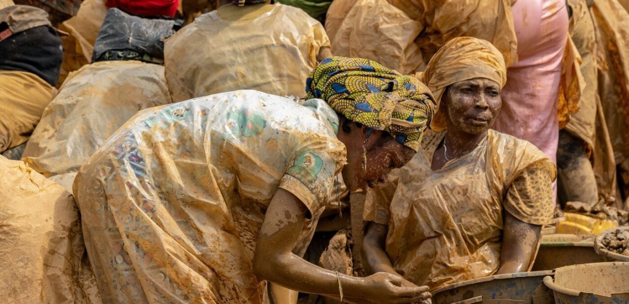 Ebola outbreak likely started in gold-mining town, WHO says