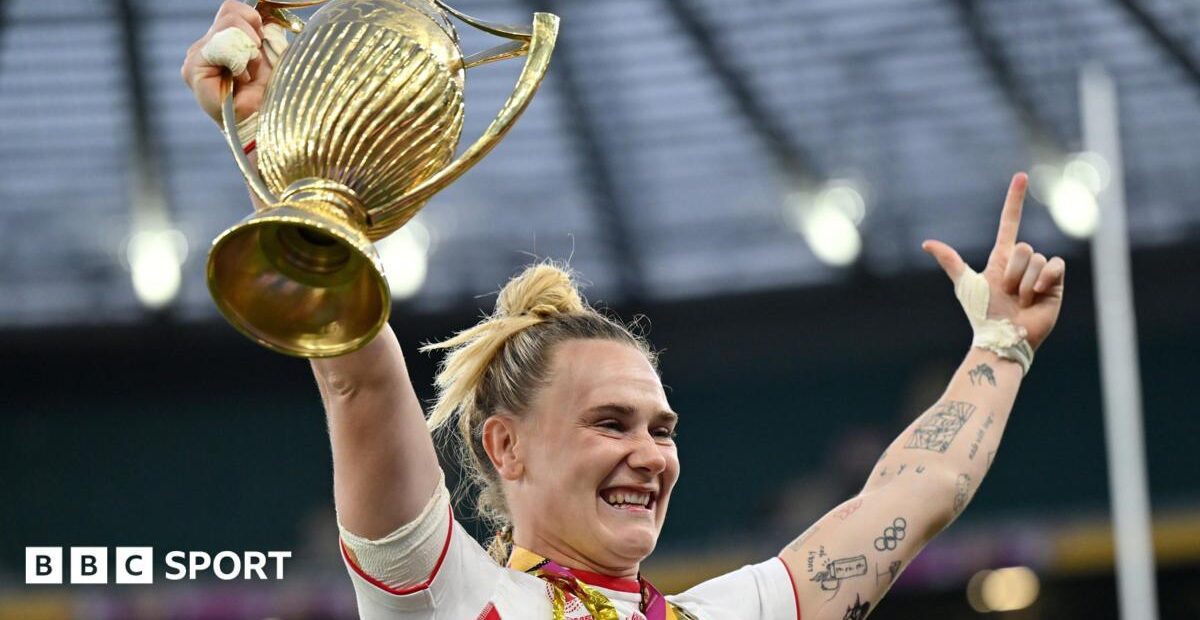 England women's rugby players to earn up to £100,000 under new deal