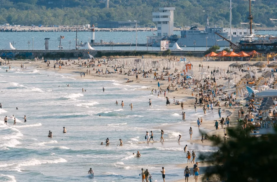 Europe heat wave continues with record temperatures and deaths