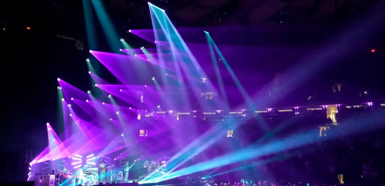 Fan Dies After Fall at Goose Concert in Madison Square Garden
