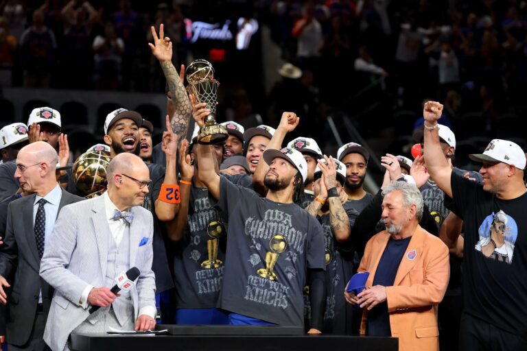 Knicks Win First NBA Title in 53 Years, Beat Spurs in Game 5