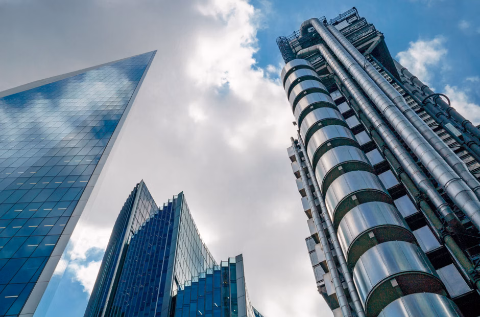 Lloyds Banking Group to hire 300 AI tech experts