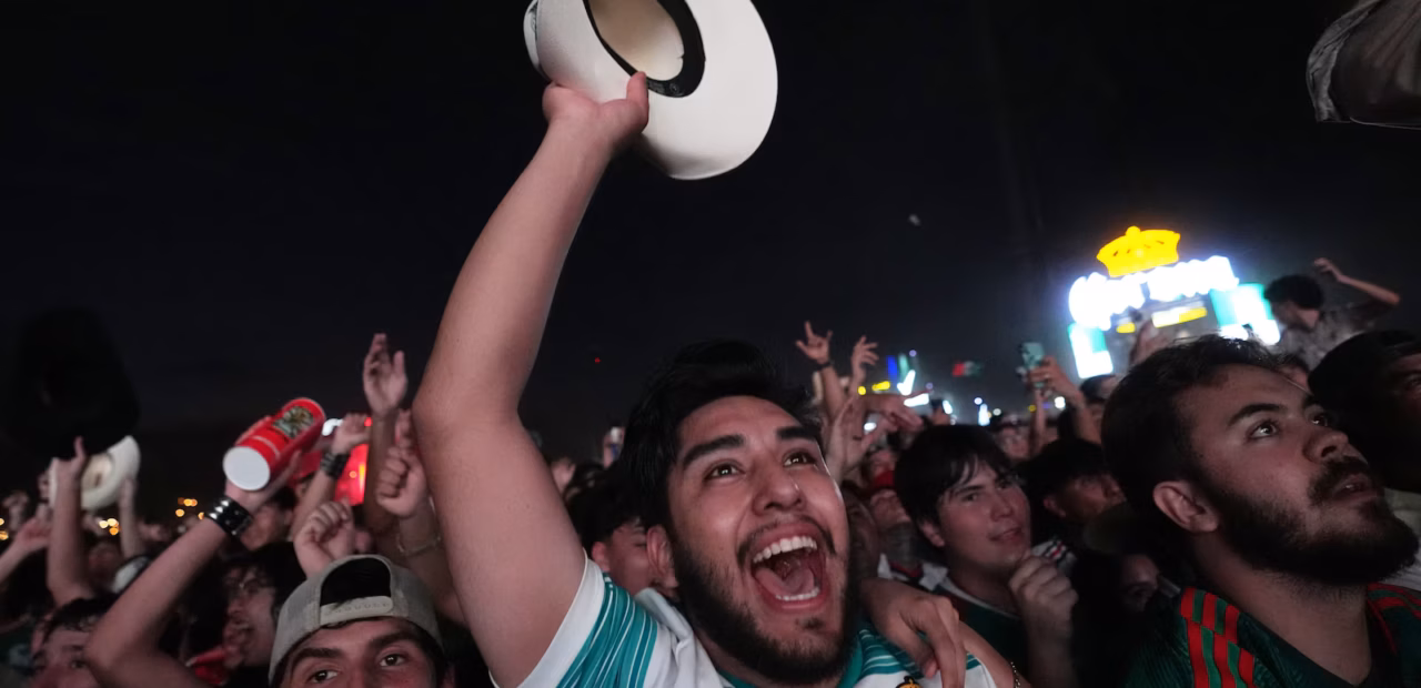 Mexico reaches World Cup knockout stage; Peru, Colombia elections highlighted