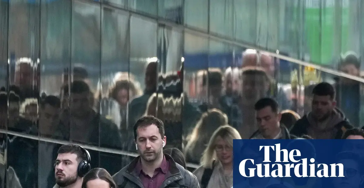 Minister defends UK workers' rights reforms as level playing field