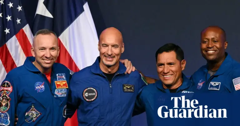 NASA Announces Artemis III Crew for Lunar Training Mission