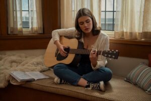 'Off Campus' Music Supervisors Detail Soundtrack Choices for Prime Video Series