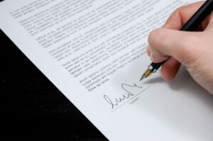 SAG-AFTRA Letter With Over 16,000 Signatures Urges Congress to Pass NO FAKES Act