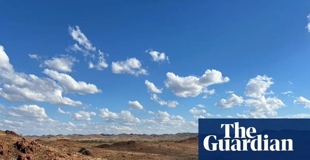 Scientists identify 3-billion-year-old meteorite crater in Australia