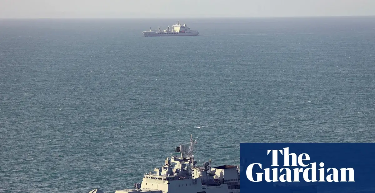 Starmer calls Russian warship warning shots in Channel 'deeply concerning'