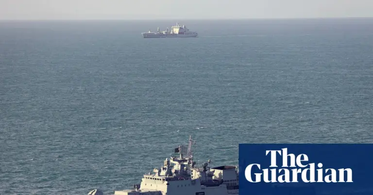 Starmer calls Russian warship warning shots in Channel 'deeply concerning'