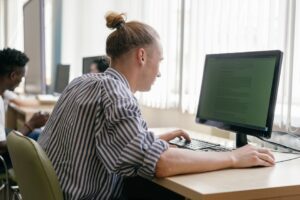 Students enroll in online programs to access campus social life