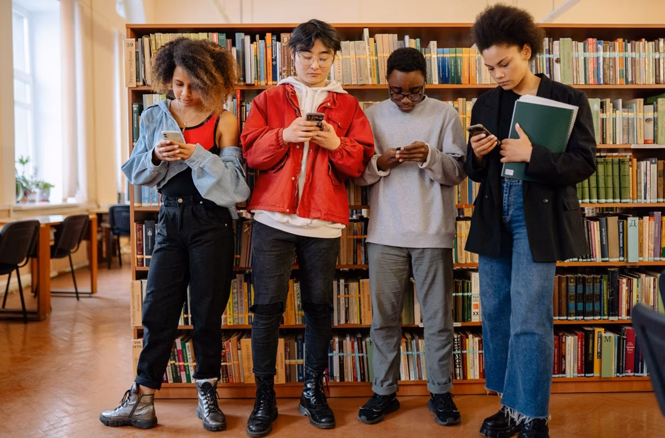 Study: Social media regrets rank low among teens' top regrets