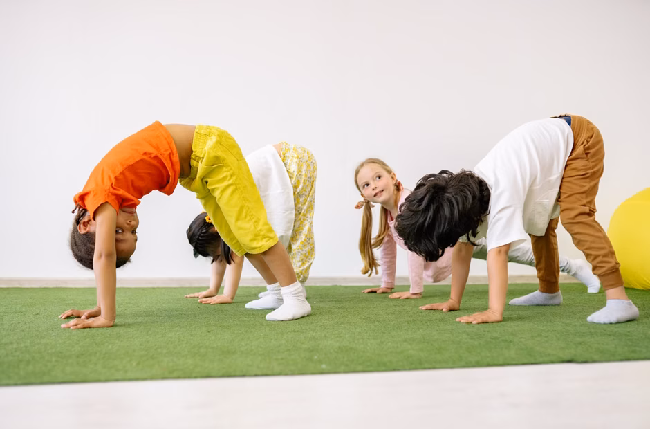 Study links forward bending at work to higher miscarriage risk