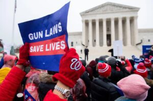 Supreme Court Strikes Down Hawaii Gun Law Requiring Property Owner Permission
