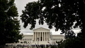 Supreme Court ruling expands presidential firing power over agency heads