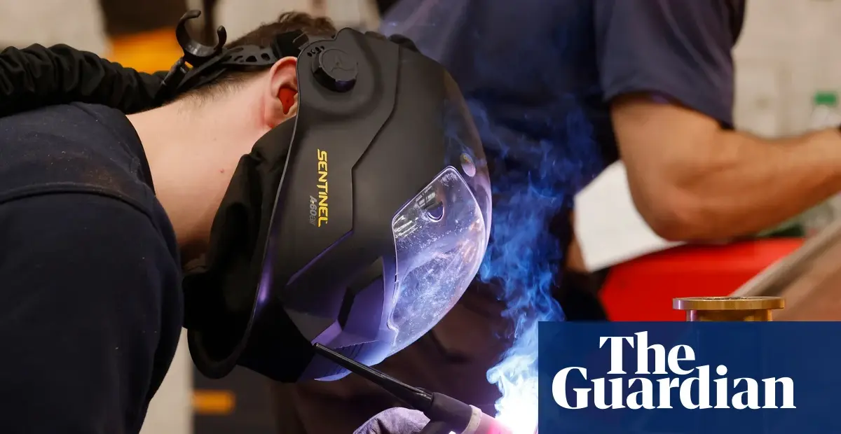 UK expected to ease steel tariffs after manufacturer cost warnings