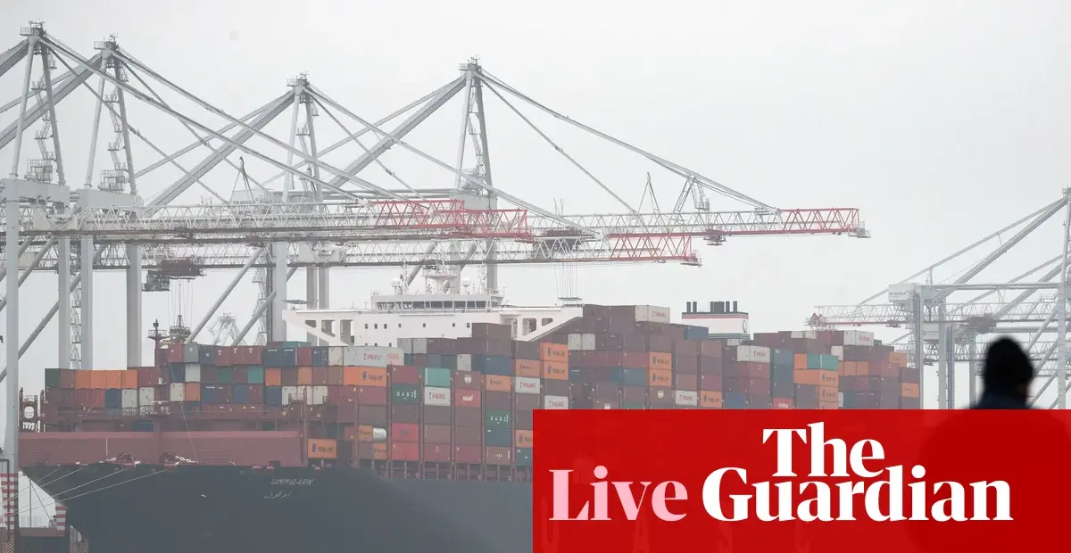 UK food and drink exports fall to decade low, industry report says
