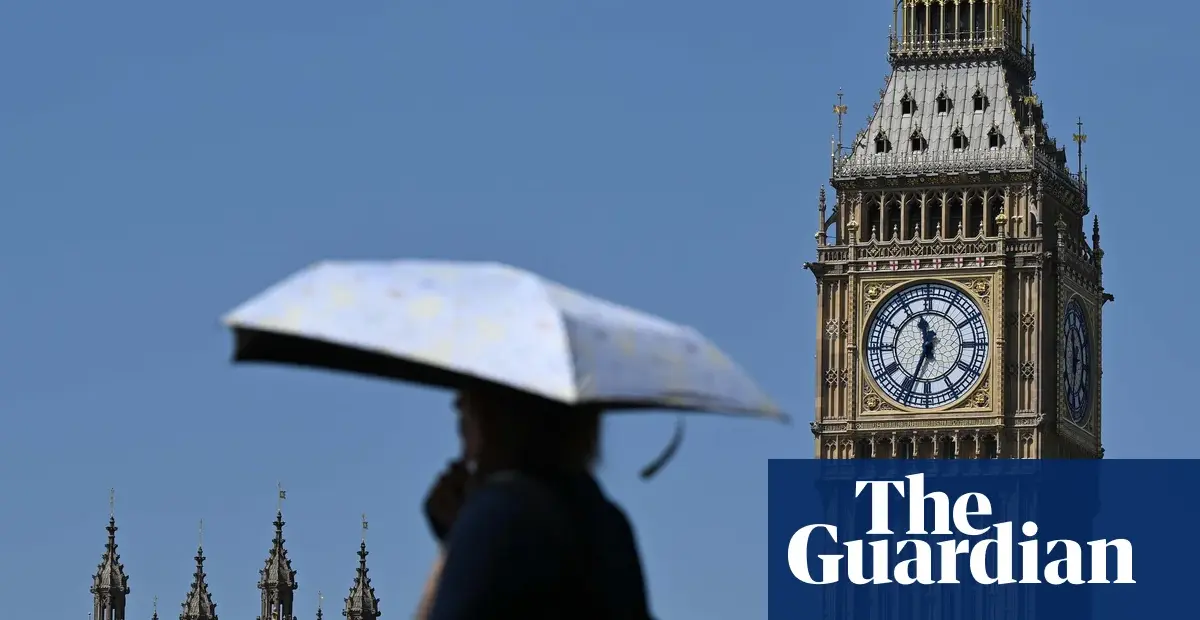 UK heatwave forces school closures, hospital cancellations, transport cuts
