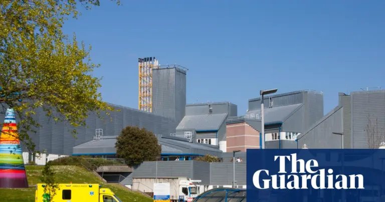 UK lawmakers urge government action on heatwave impacts