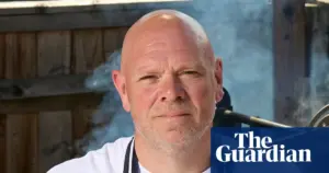 UK pubs and restaurants report 23% losing money, survey finds