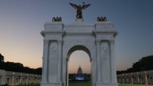 250-Foot Arch Proposal Near D.C. Monuments Continues Through Review Process