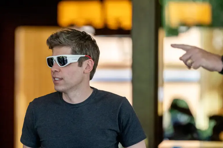 Altman and Musk trade posts on space data center feasibility