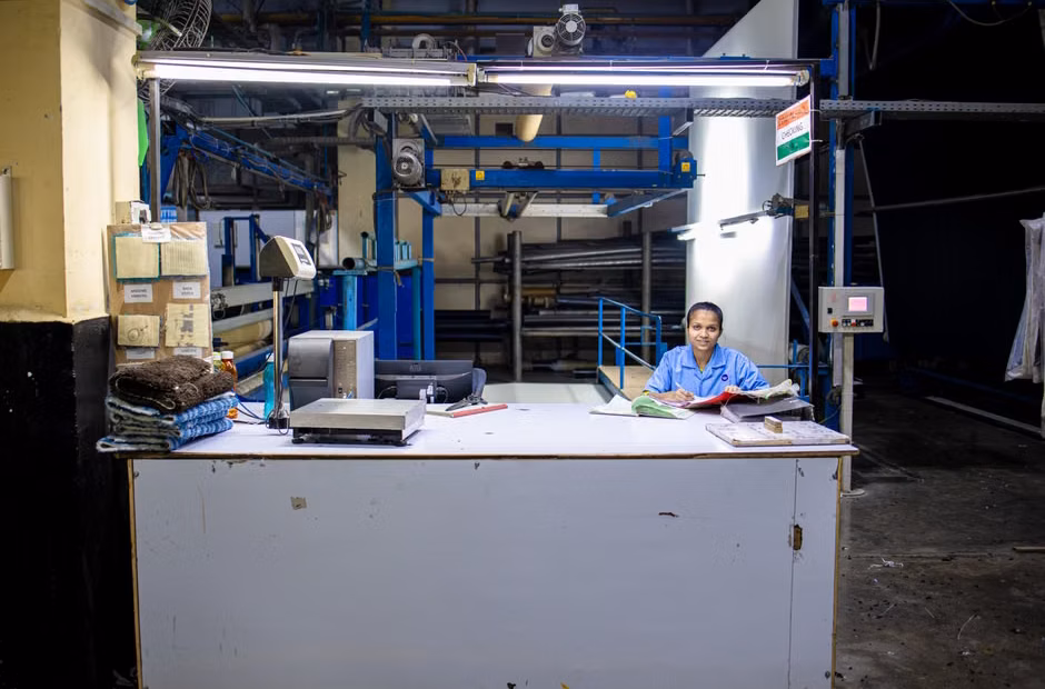 Anthropic report finds no systematic AI job losses since 2022