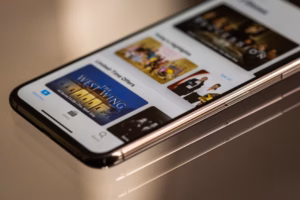 Apple bans home services from upcoming Maps ads