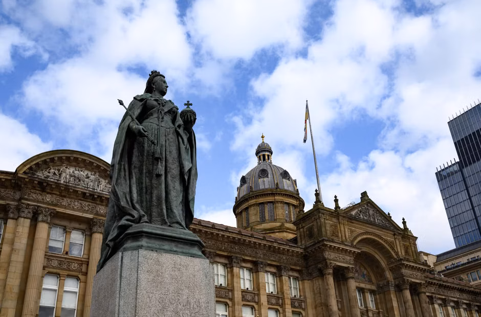 Birmingham residents accuse council of slow action on flag group