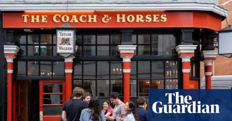 Burnham announces 20% business rates cut for England pubs and music venues