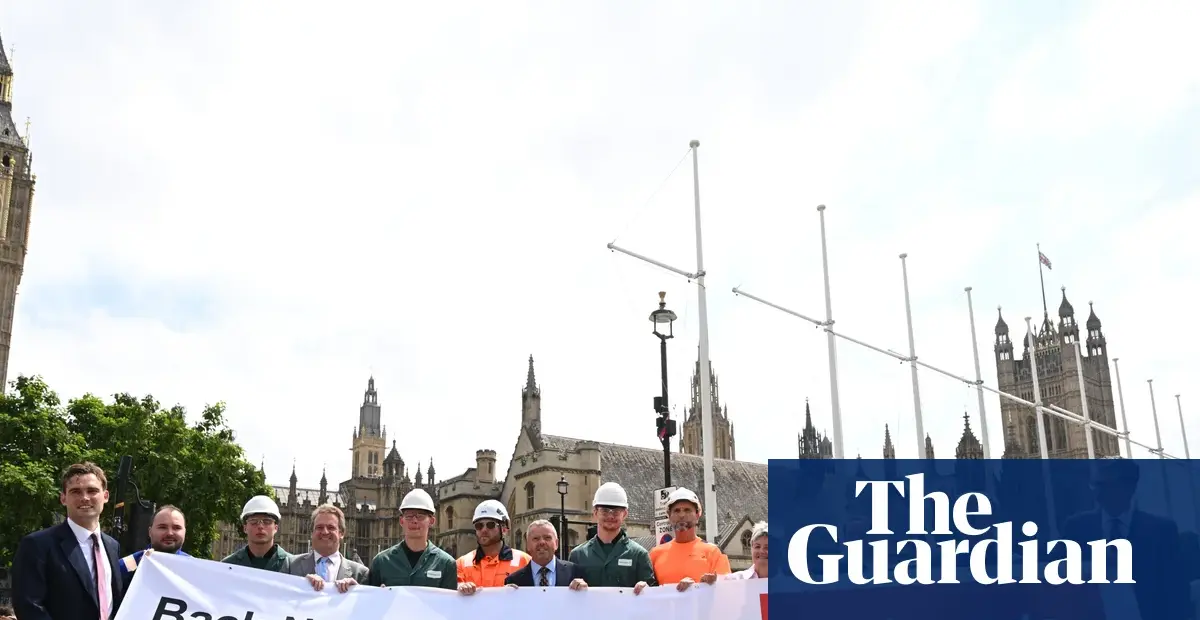 Burnham expected to reverse ban on new oil and gas drilling