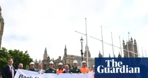 Burnham expected to reverse ban on new oil and gas drilling