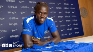 Chelsea unveils winger Quenda, compared to Saka and Ronaldo