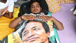 Delhi student protests continue after Modi promises exam leak justice