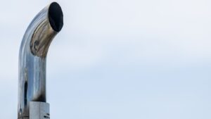 EPA proposes weakening heavy-duty truck pollution rules