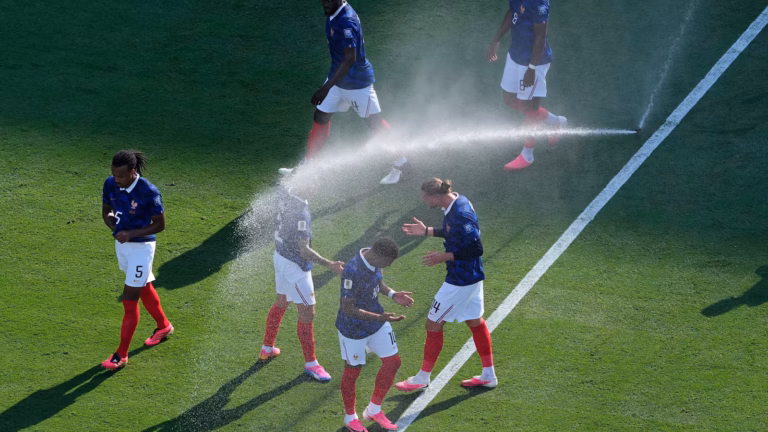 Eastern heat wave threatens World Cup players and fans in Philadelphia