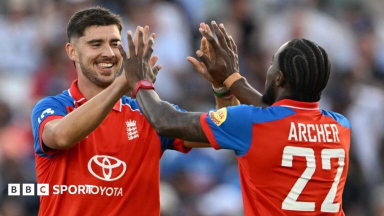 England defeat India by 125 runs in third T20I, take 2-0 series lead