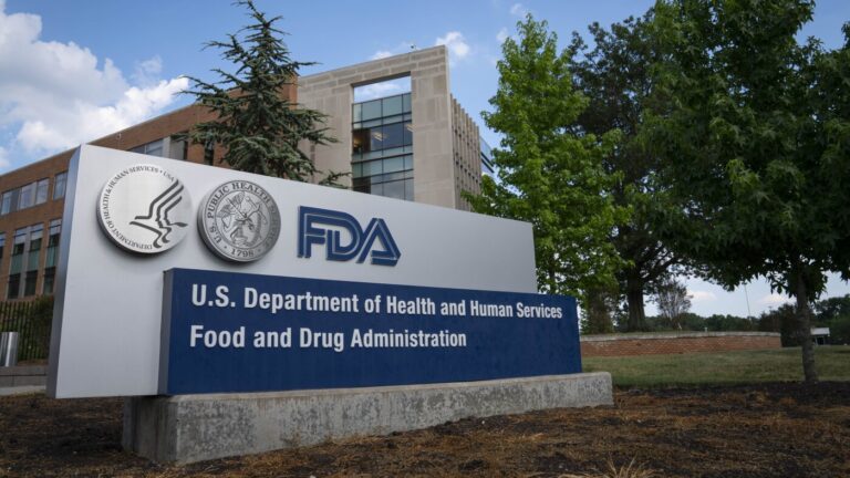 FDA panel considers easing restrictions on peptide therapies