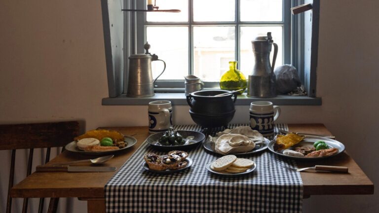 Food defined social hierarchy in colonial America, historians say