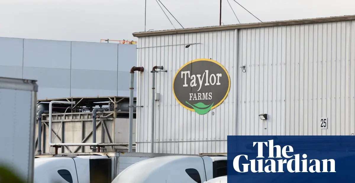 Gas Prices Rise to $4 a Gallon Amid US-Iran Conflict
