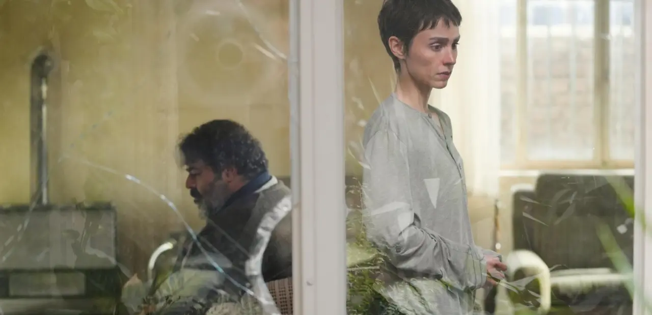 Iranian Film 'Falling House' Acquired by Paradise City Sales Before Venice Premiere