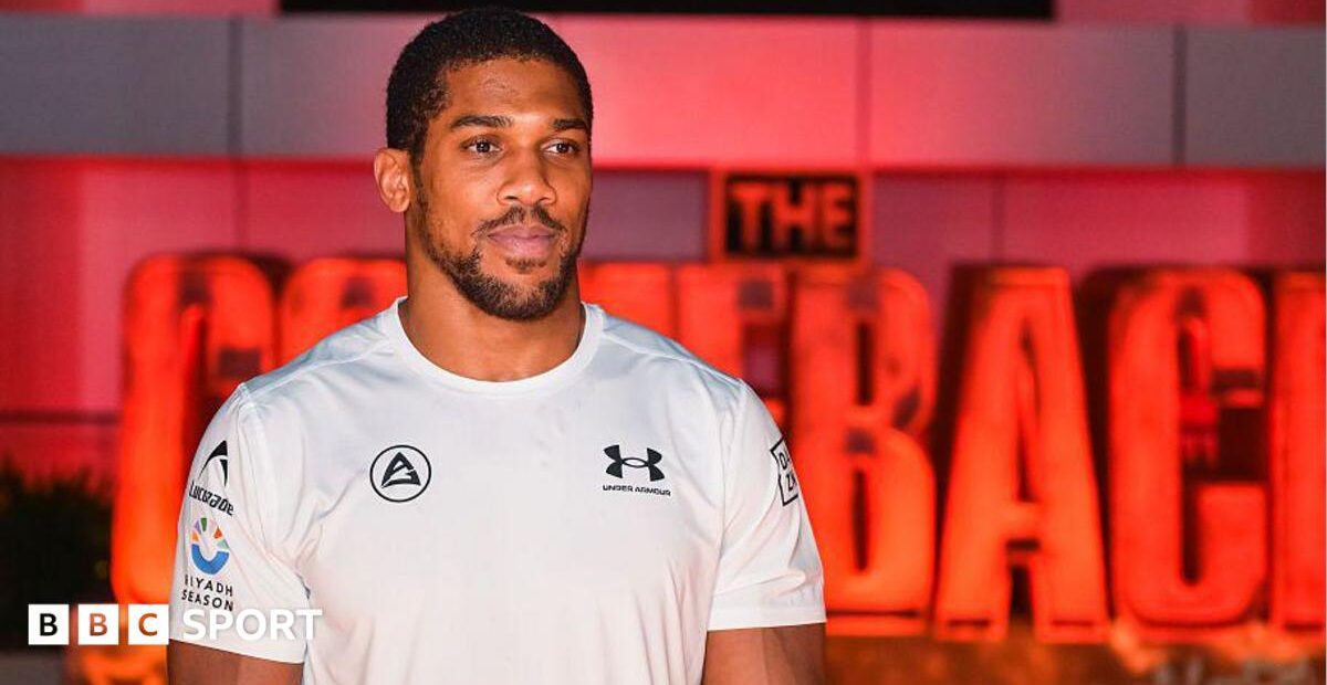 Joshua says Usyk's team urged him to 'show greatness' before Prenga fight