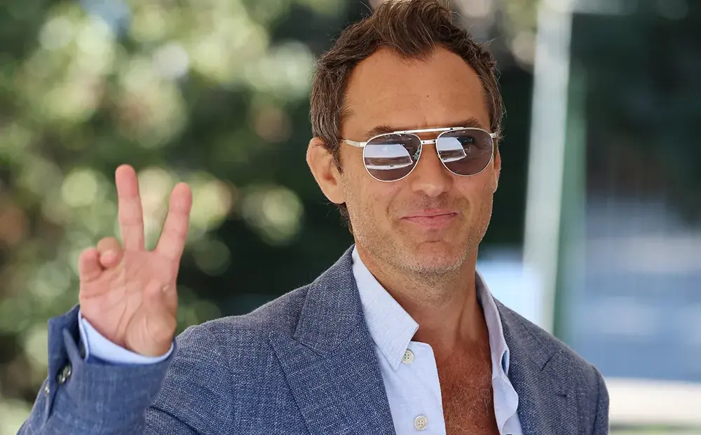 Jude Law to Star in Getaway Driver Film Written by Zach Baylin