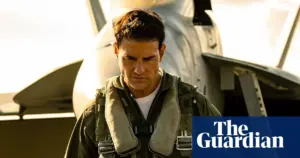 Judge pauses Paramount-Warner merger after 12-state challenge