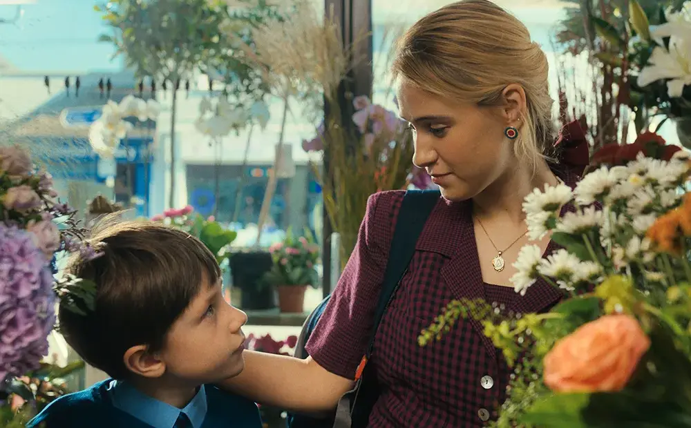 'Learning to Breathe Under Water' Review: Film Uses Headington Shark as Grief Story Starting Point